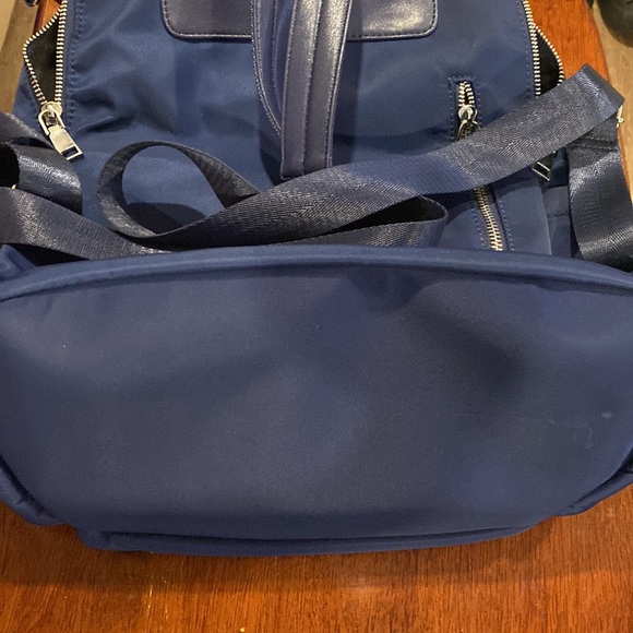 Purse Book Bag Blue Great Condition lots of secret compartments. Crossbody Bag - Picture 4 of 6